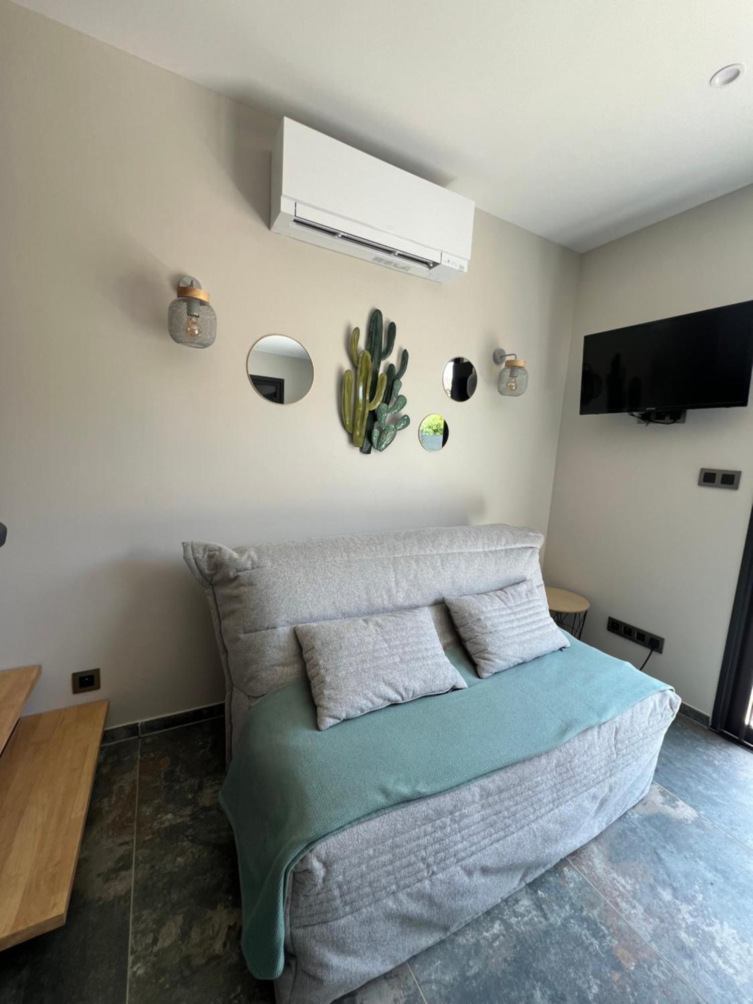 Petite Villa Paisible Hyères Екстериор снимка